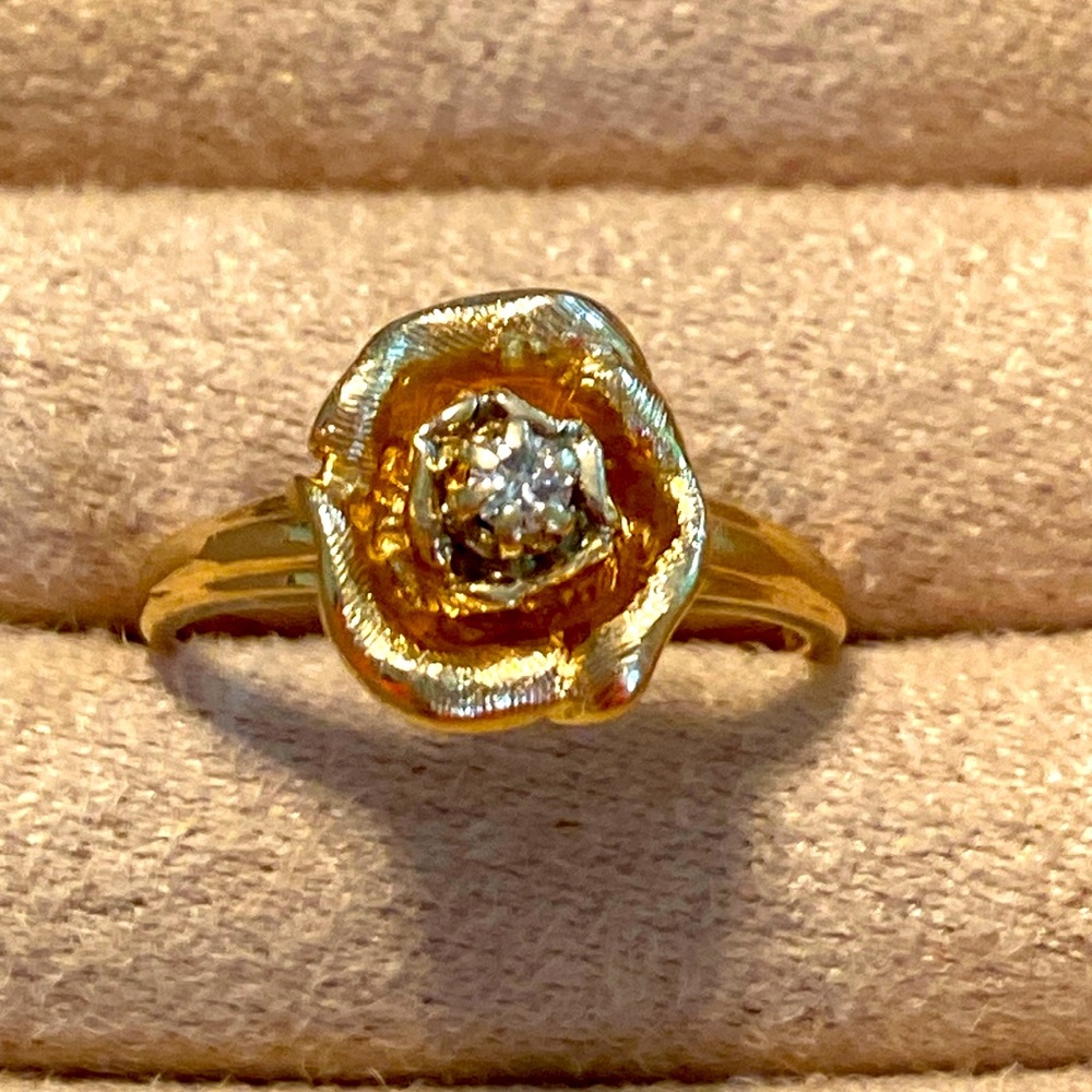 Gold Floral Halo Ring with Center Stone - Women Jewelry Rings